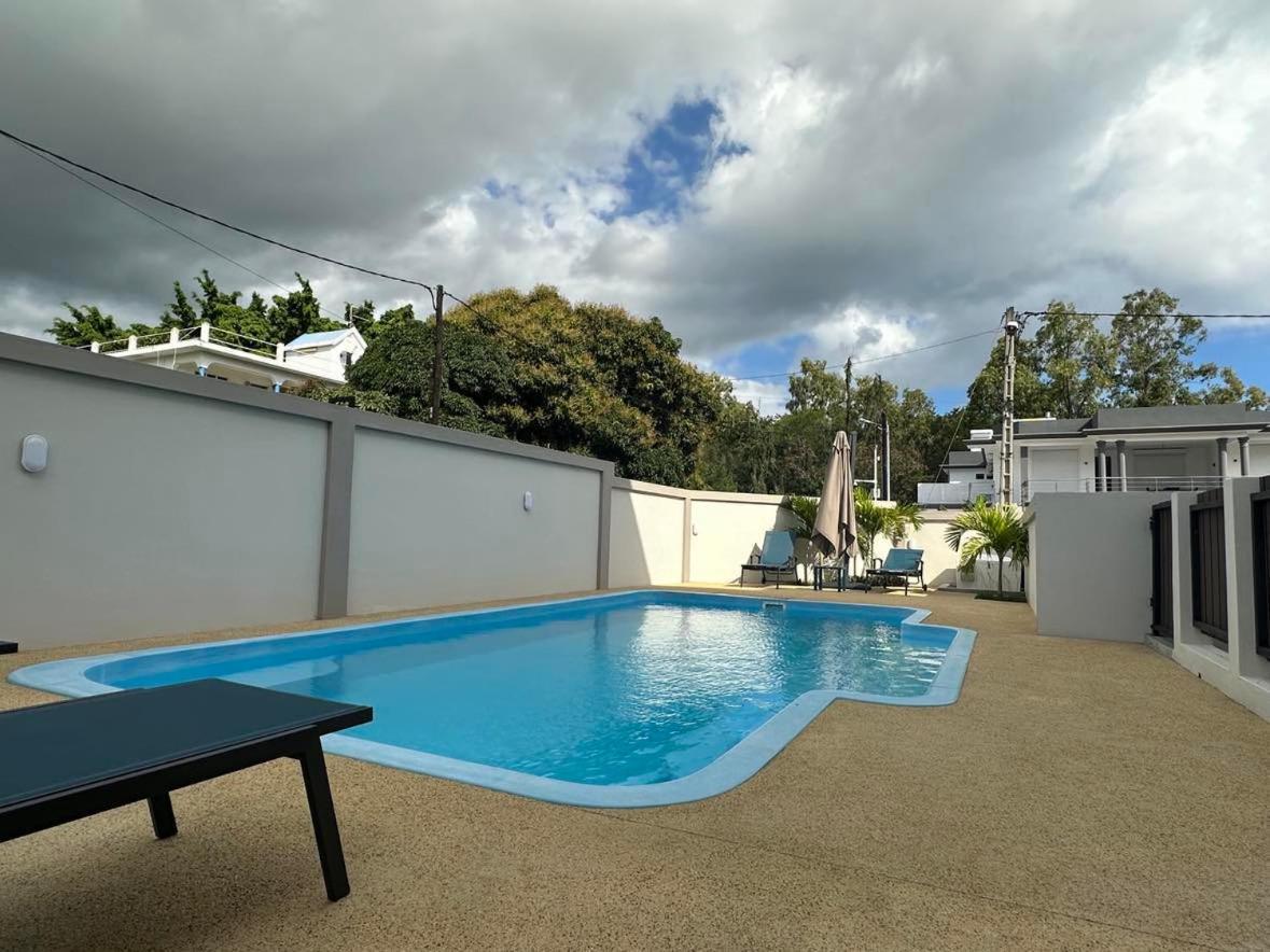 Seasand-Entire Luxury 3 Bd Condo - Close To Beach Flic-en-Flacq Esterno foto