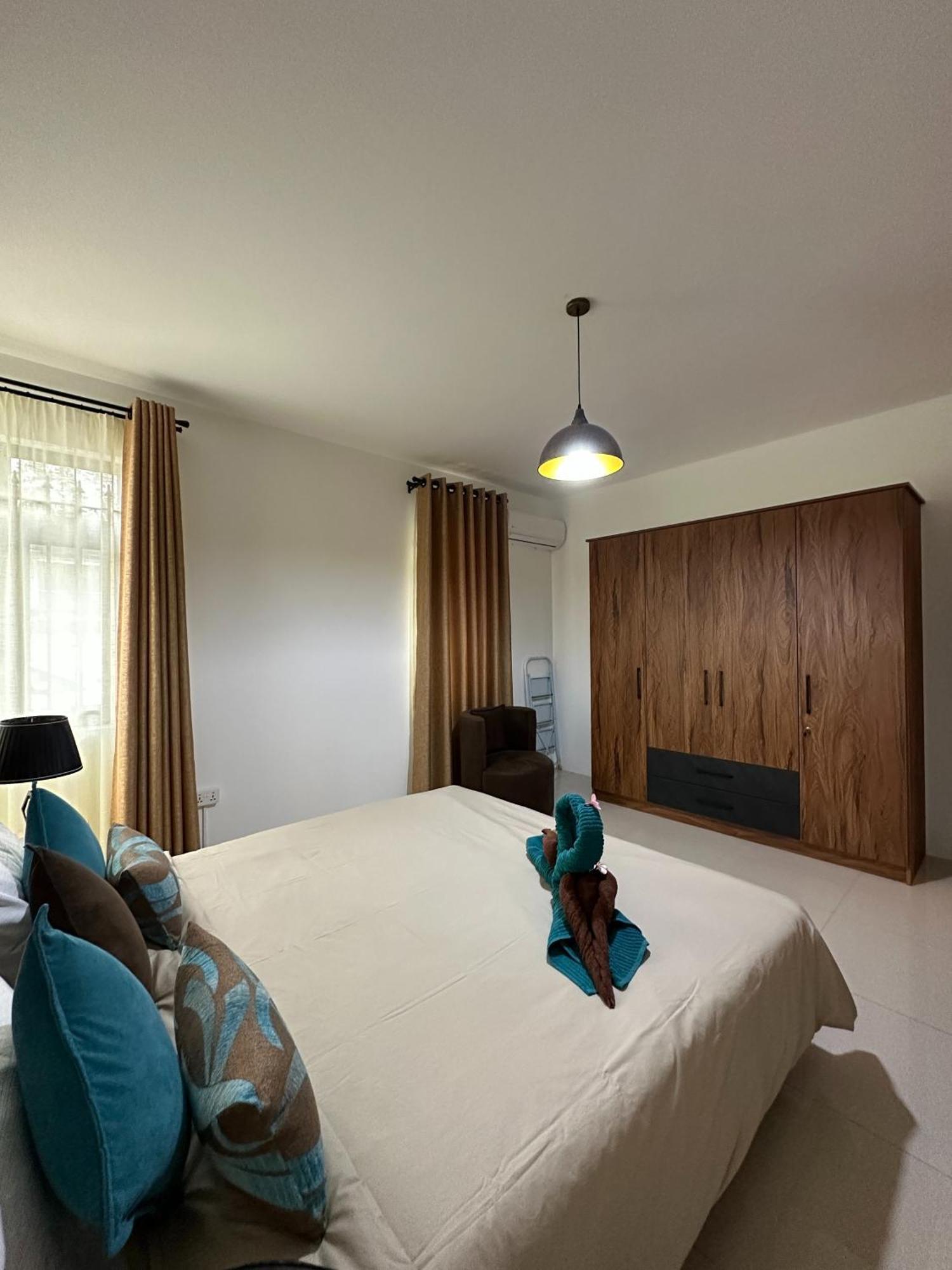 Seasand-Entire Luxury 3 Bd Condo - Close To Beach Flic-en-Flacq Esterno foto